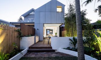 Embracing The Coastal Milieu Tama House By Carla Middleton Architecture Tamarama Nsw Australia Image 01