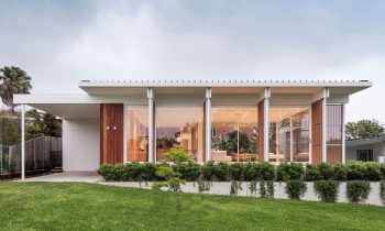 Bendalong Beach House By Madeleine Blanchfield Architects Project Feature The Local Project Image 03