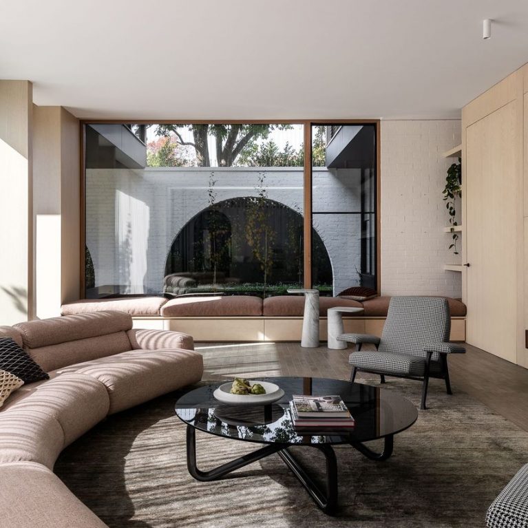 A Frame For Living – Marathon House By Neil Architecture Image 11