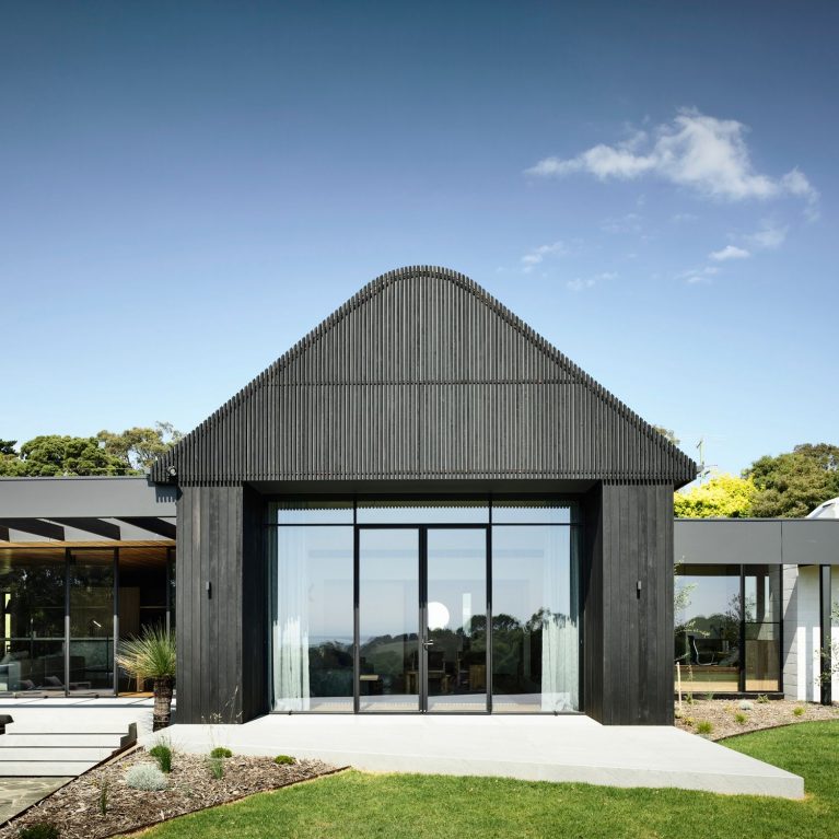 Exploring Beyond The Expected – Main Ridge By Chamberlain Architects Image 11
