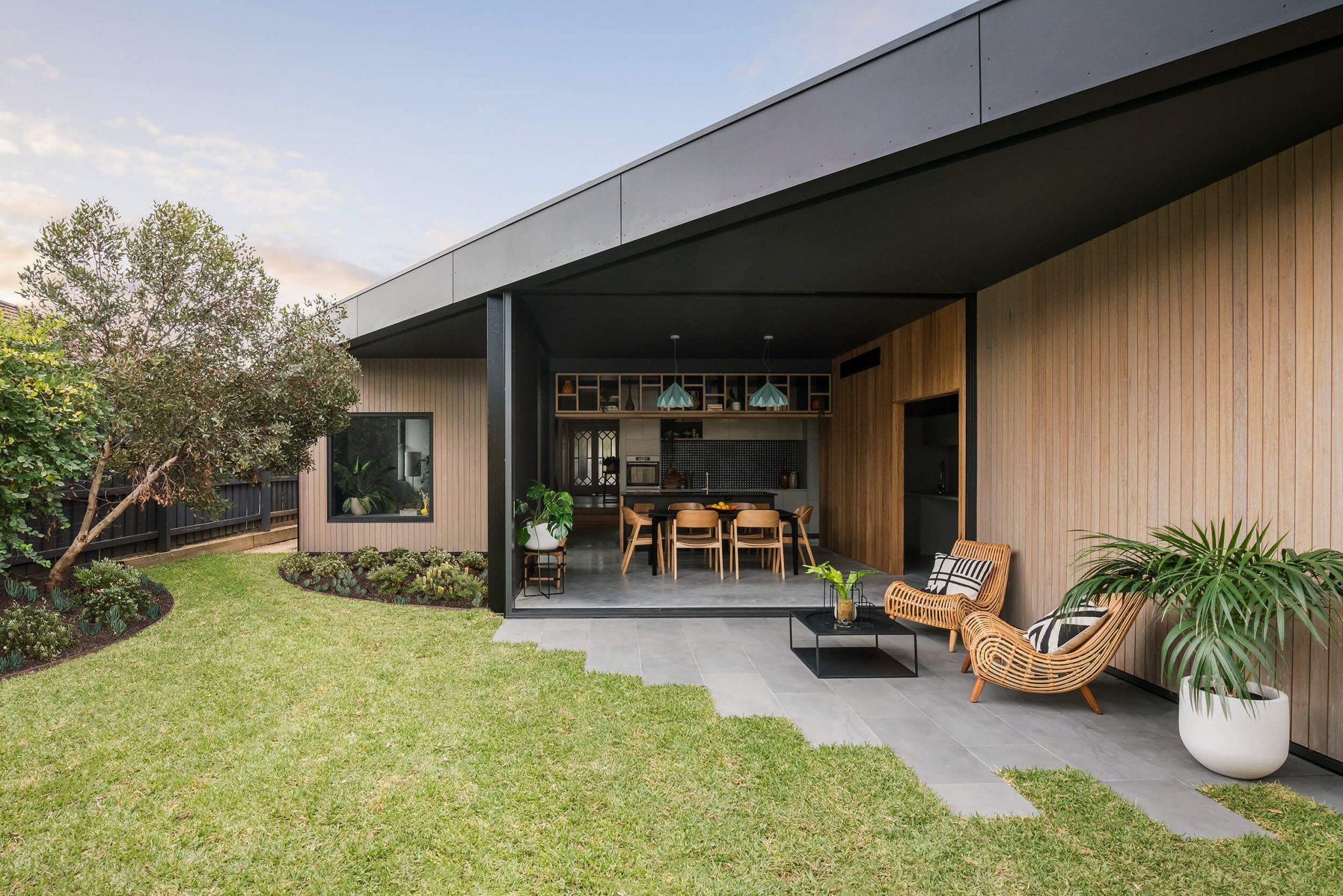Birchgrove House by Brian Zulaikha of Tonkin Zulaikha Greer Project