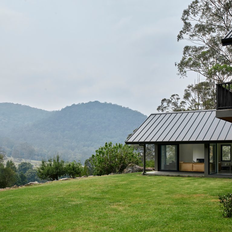 The Modern Farmhouse By Phoebe Nicol Interior Architecture And Michael Robilliard And Associates Project Feature The Local Project Image 06