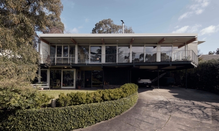 Ivanhoe East House By Pop Architecture Ivanhoe East Vic Australia Image 01