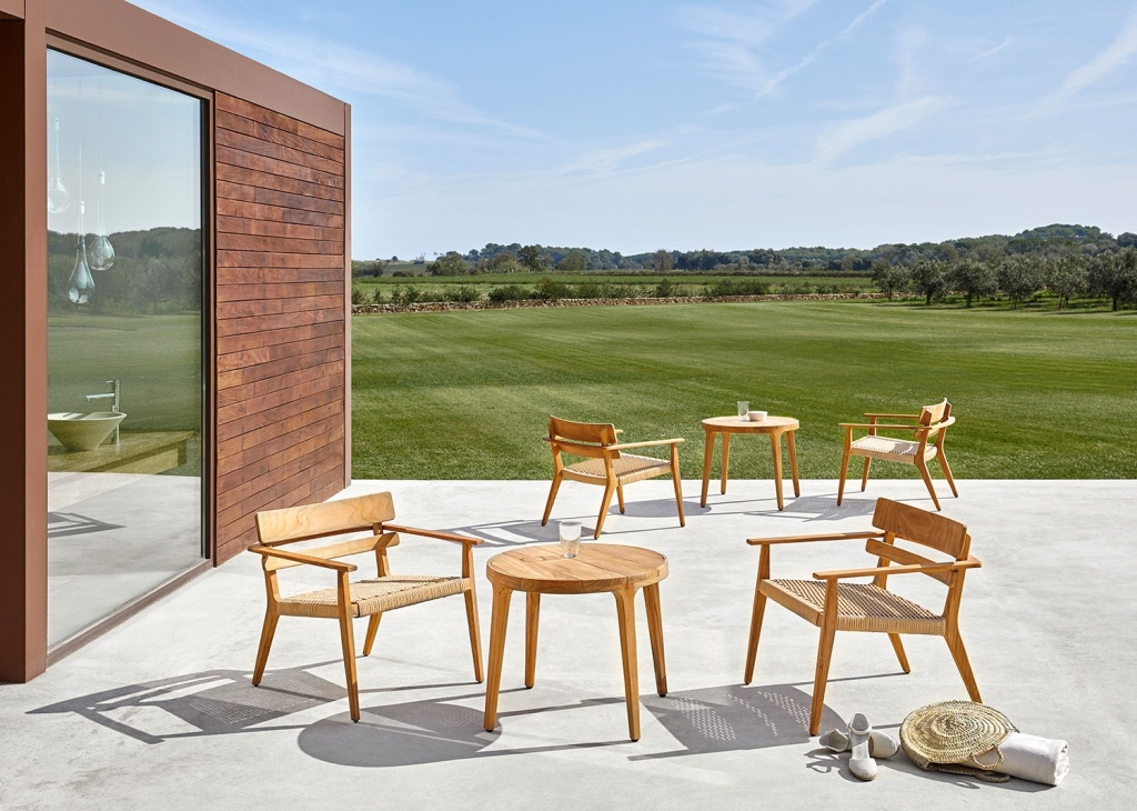 Point Outdoor Furniture Available At Domo Issue 08 Product Feature Image 17