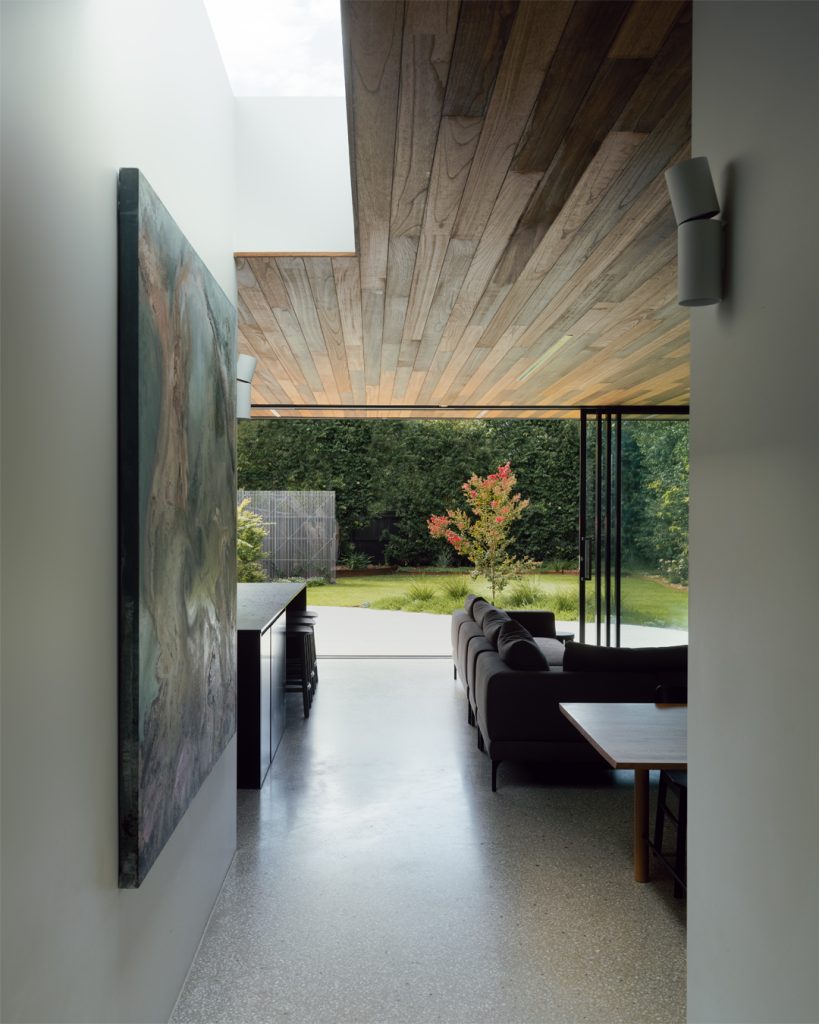 Vaucluse Residence by The Unlisted Collective and Sofair Design ...