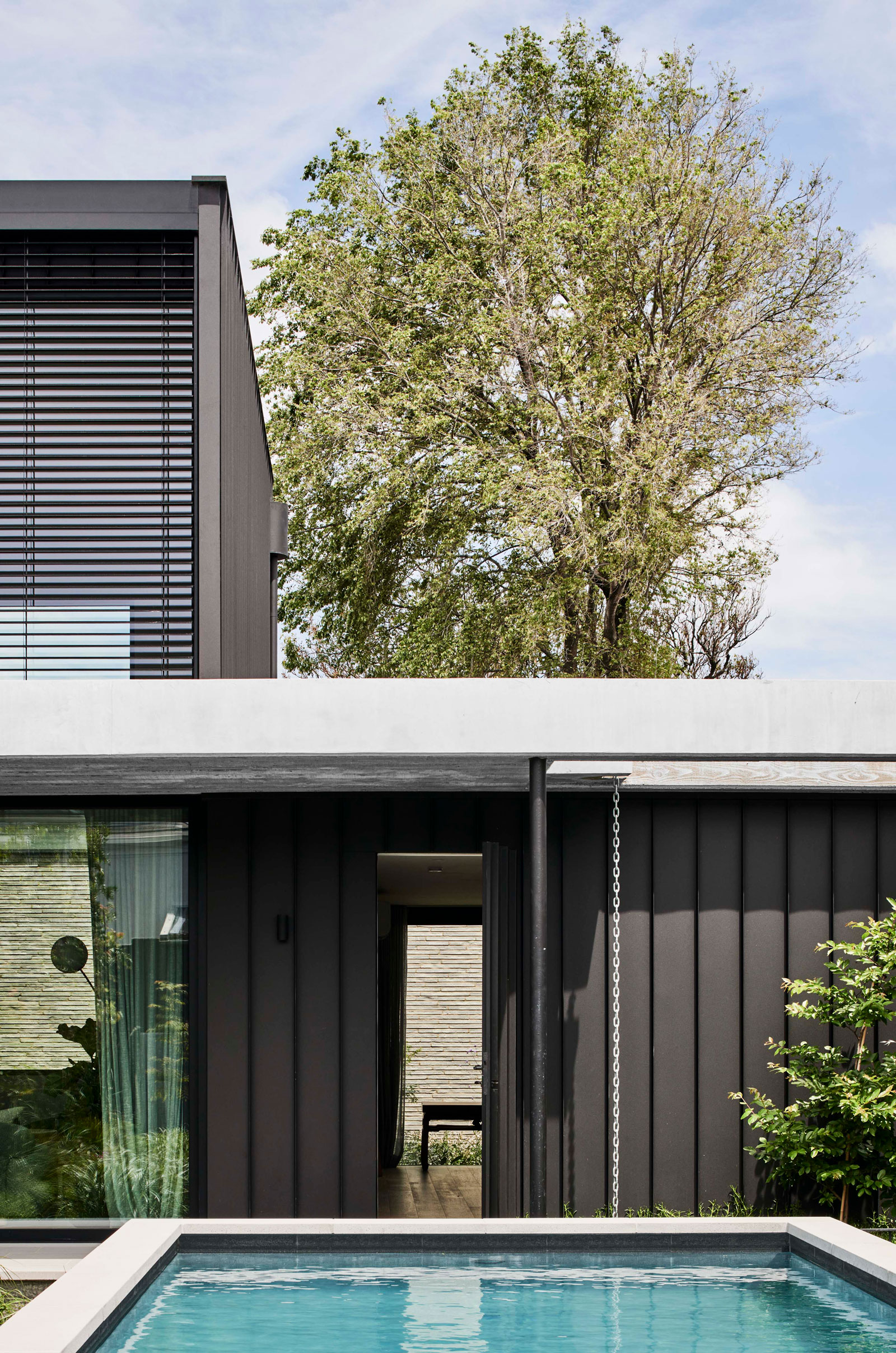 Monochrome House by Pleysier Perkins - Project Feature - The Local Project