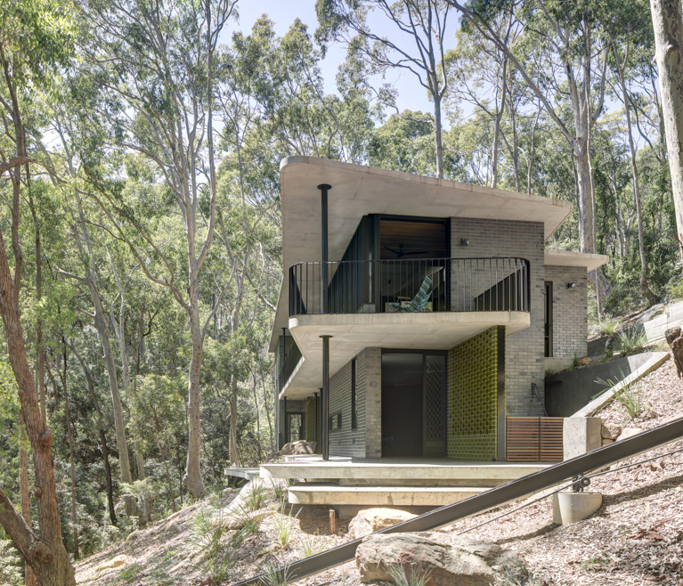 House At Pretty Beach By Lahznimmo Architects Project Feature The Local Project Image (2)