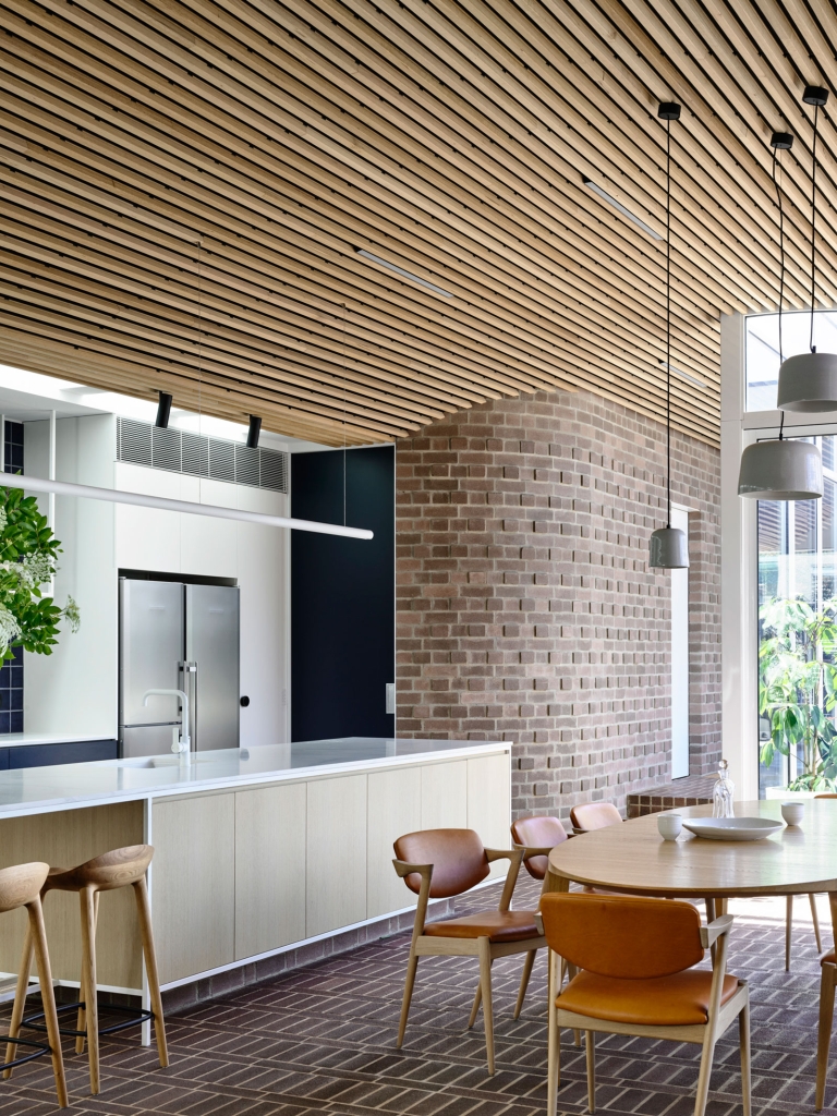 Beaconsfield Parade House by Jackson Clements Burrows Architects