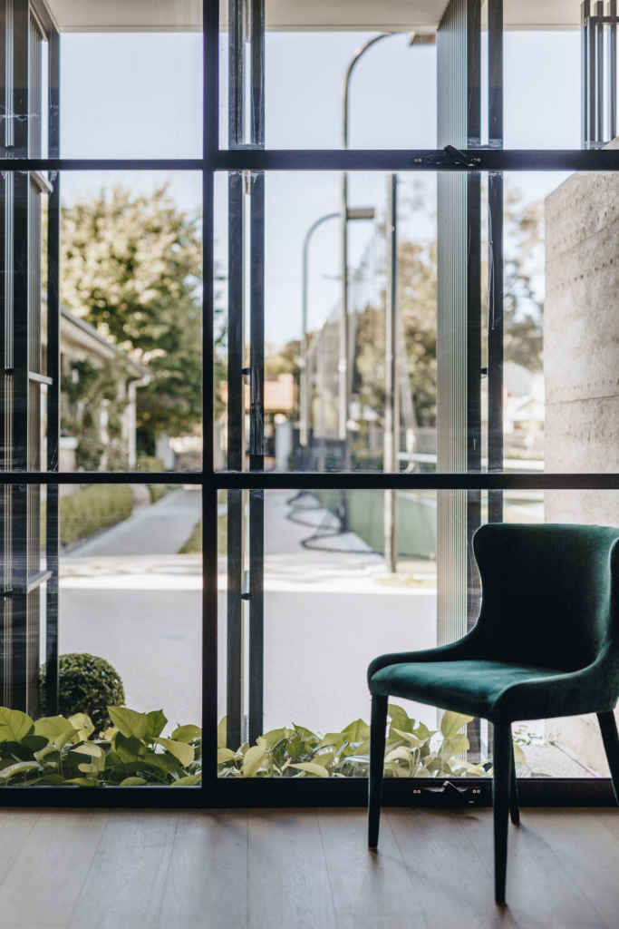 Heathpool Residence by Proske Architects and Georgie Shepherd Interior ...