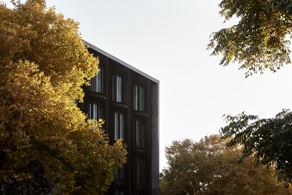 Jervois Apartments by Monk Mackenzie, Artifact Property and Amelia