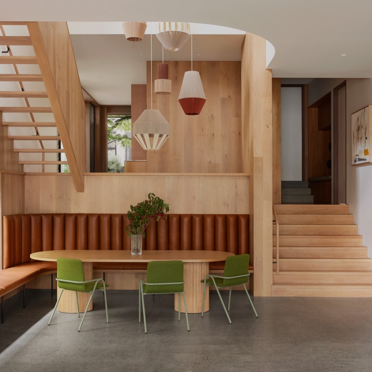 Bowen, By Shaun Lockyer Architects And Cedar + Suede, Unfolds As A Fashionable Yet Perennial Expression Of Living In The Subtropics. Image (10)