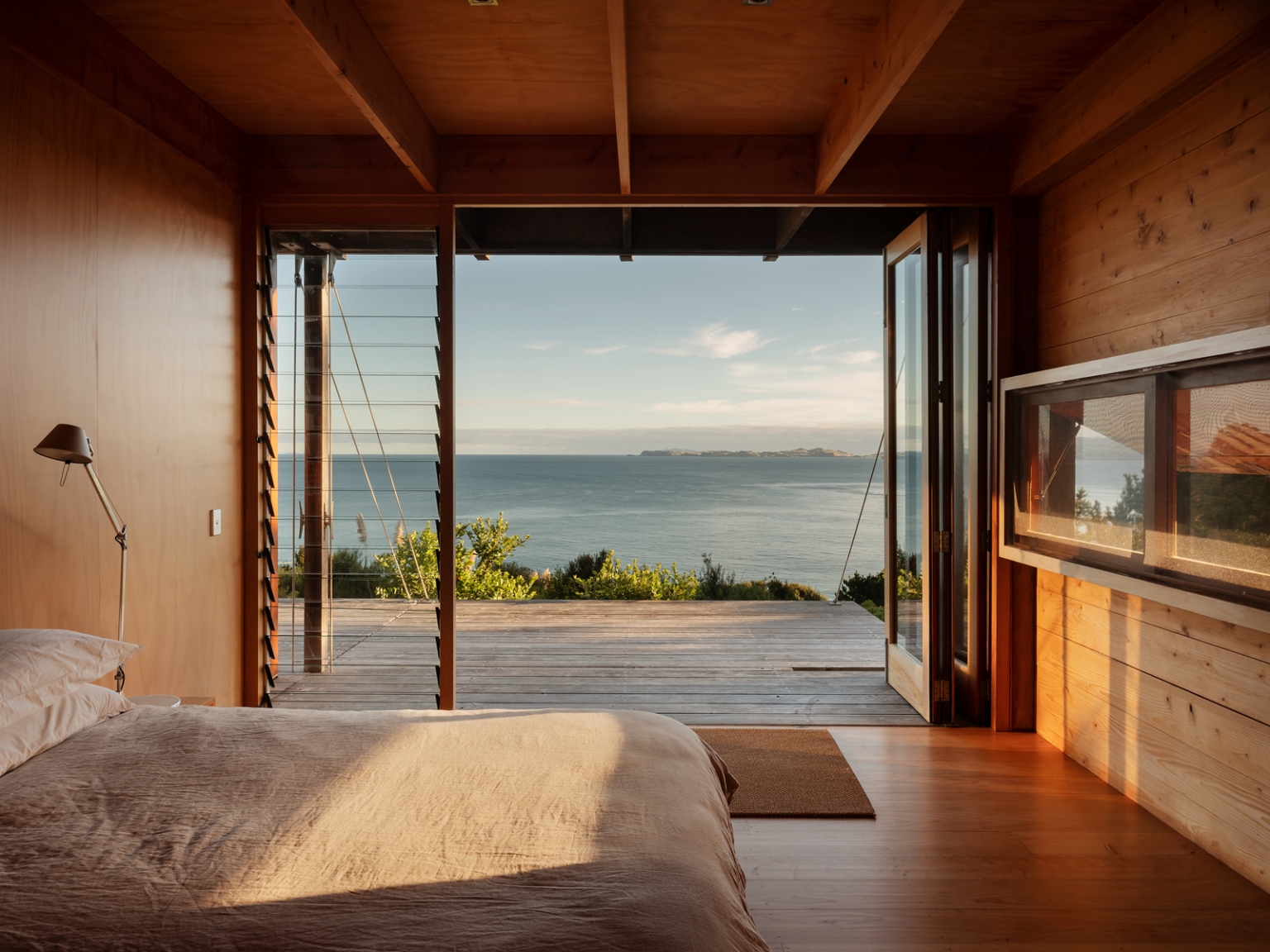 Coromandel Bach by Crosson Architects Issue 09 Feature The Local