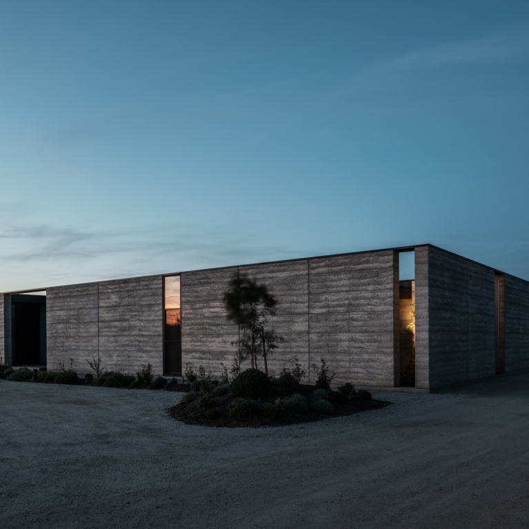 Casa Di Campo By Neil Architecture Issue 11 Feature The Local Project Image (40)