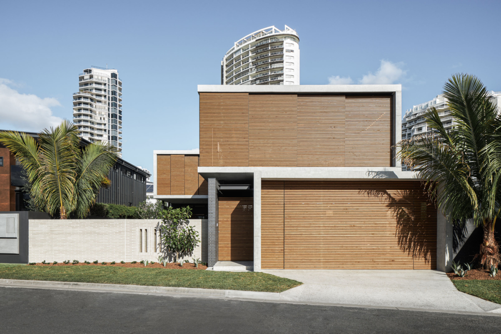 Main Beach House by BDA Architecture - Project Feature - The Local Project