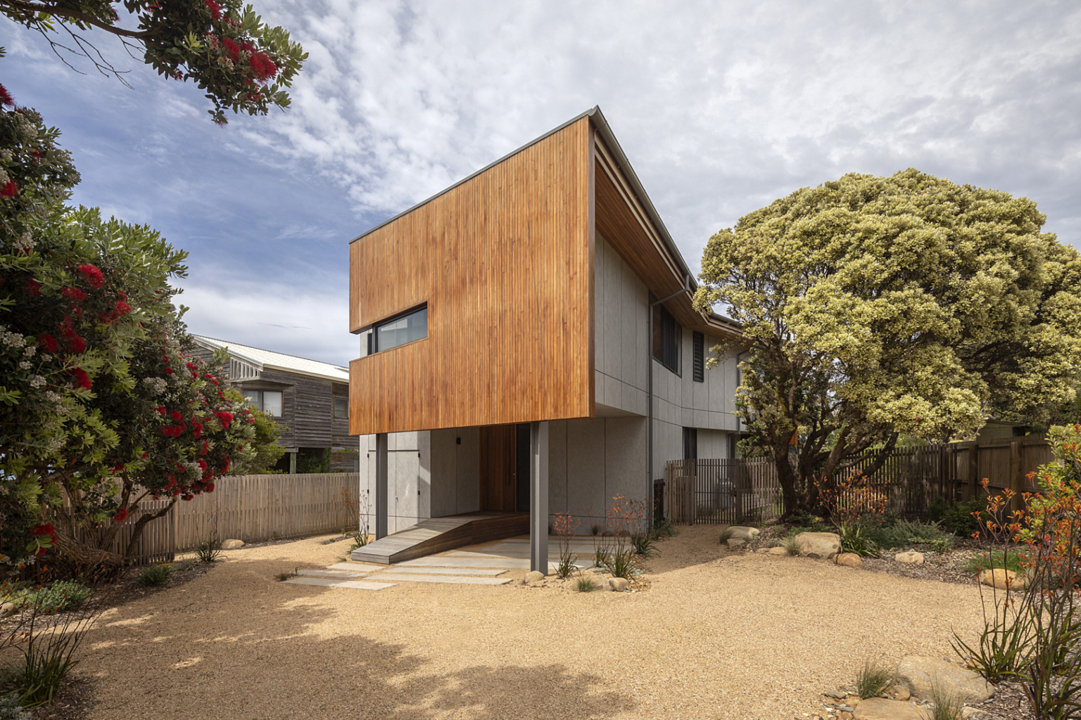 Marengo Beach House by Luke Stanley Architects Project Feature The