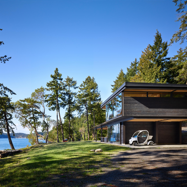Pole Pass House