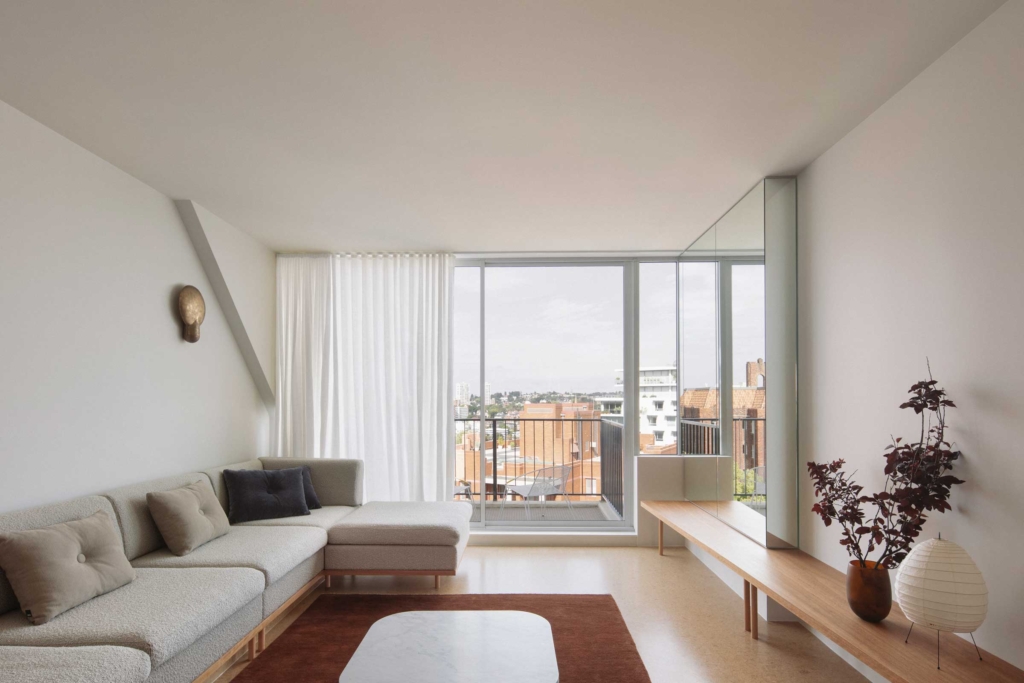 Valuable Textured Penthouse Features photo