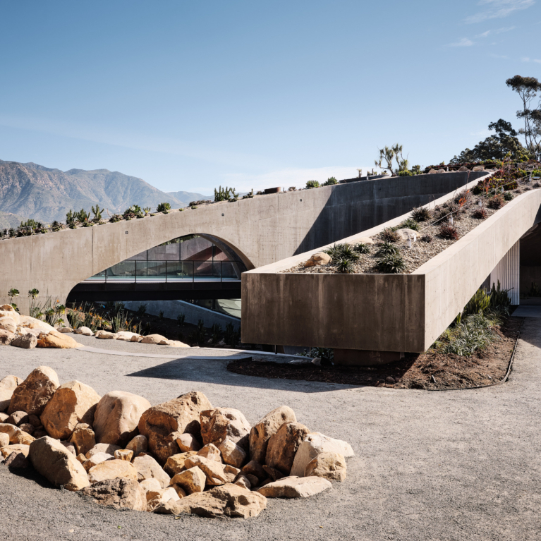 Hill House Montecito By Donaldson + Partners Project Feature The Local Project Image (33)