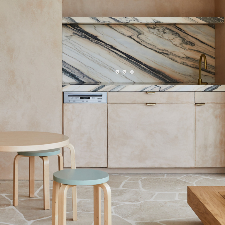 The 48 Round Series By Zetr Product Feature The Local Project Image (11)