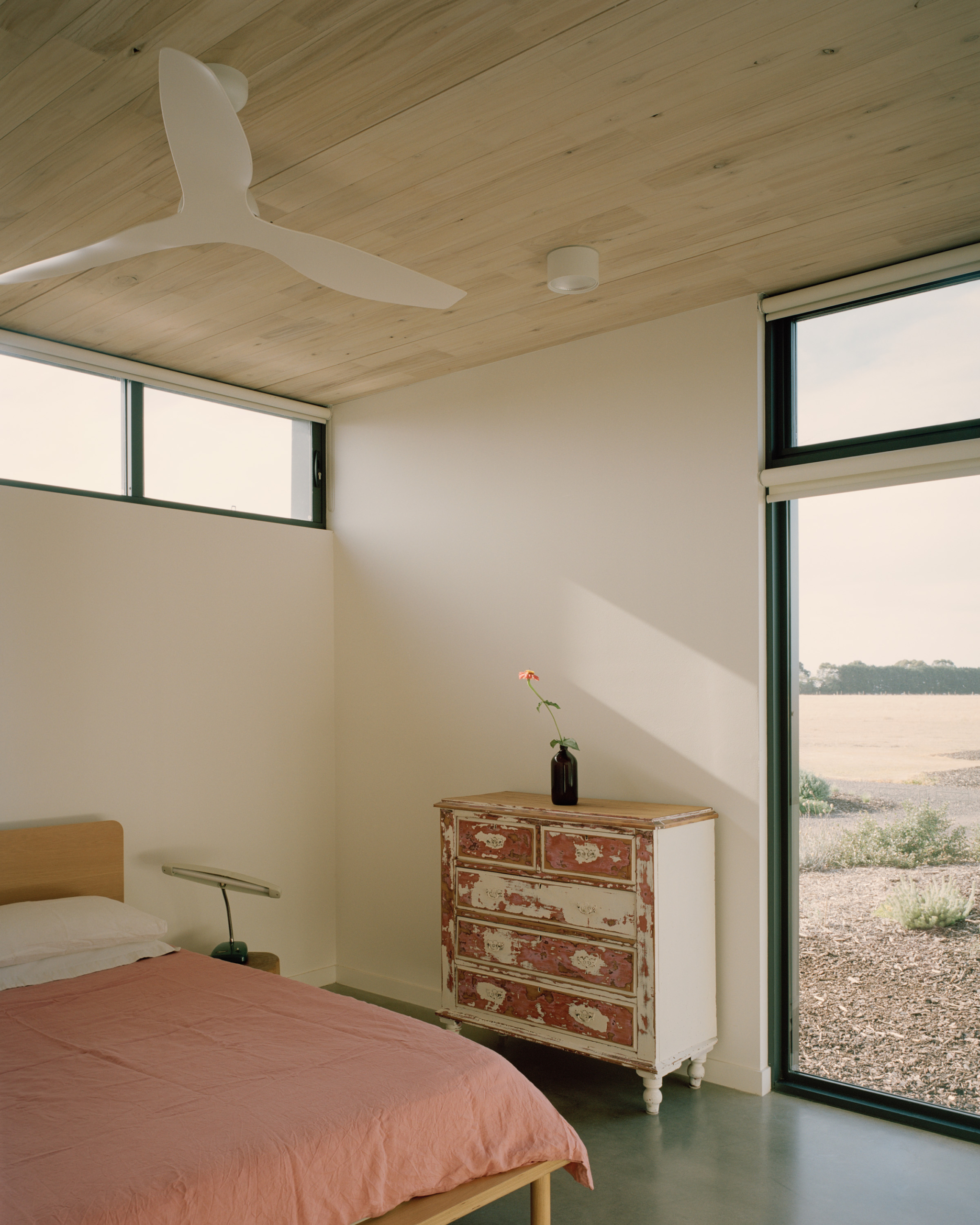 Heather's Off-Grid House by Gardiner Architects - Project Feature - The ...