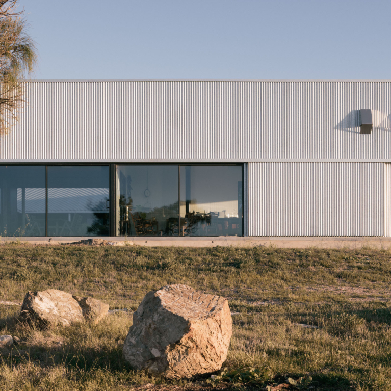 Carrickalinga Shed By Architects Ink Project Feature The Local Project Image (7)