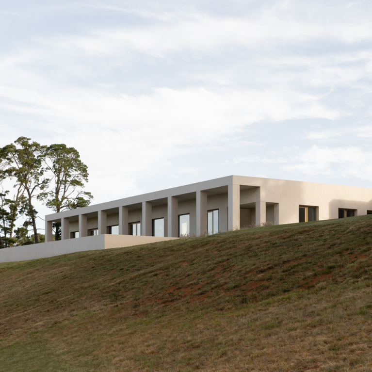 Arthurs Seat Residence By Hecker Guthrie & Davidov Architects Project Feature The Local Project Image (1)