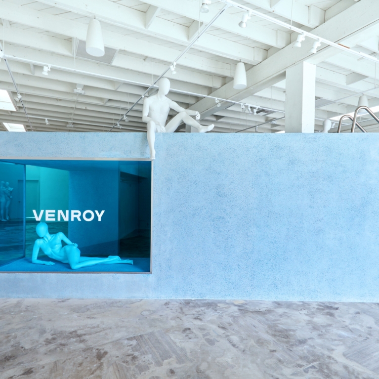 Venroy Opens A Pool Like Reverie In The Heart Of La News Feature The Local Project Image (1)