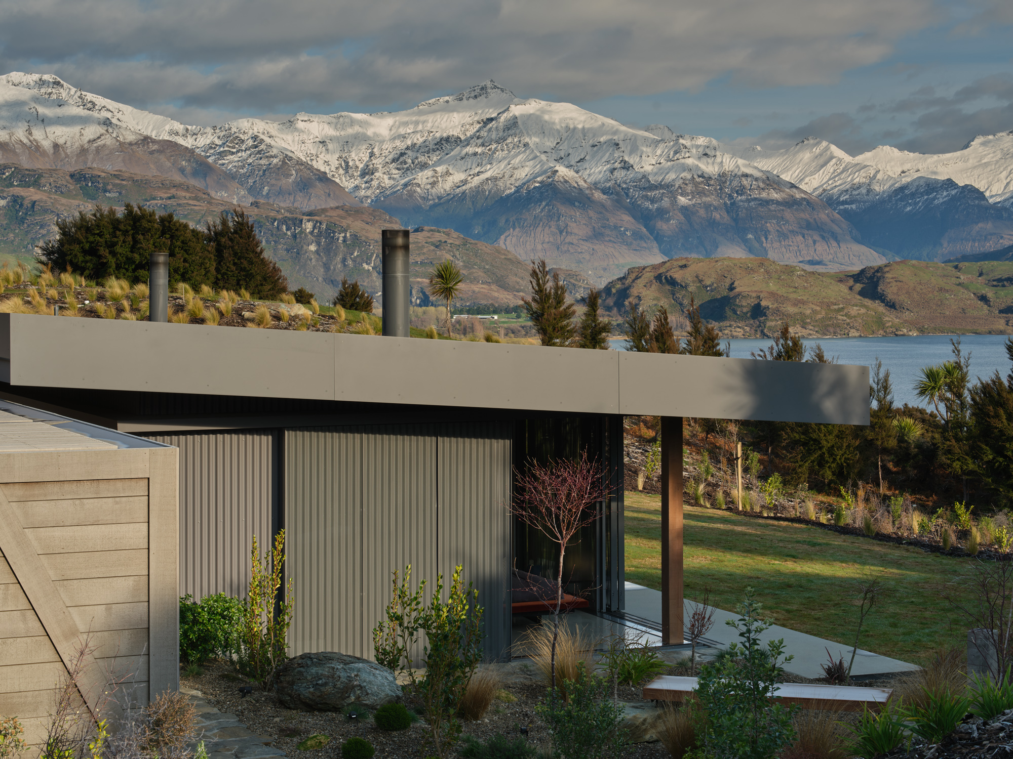 West Wanaka Road Roys Peninsula Wanaka New Zealand Image (1)