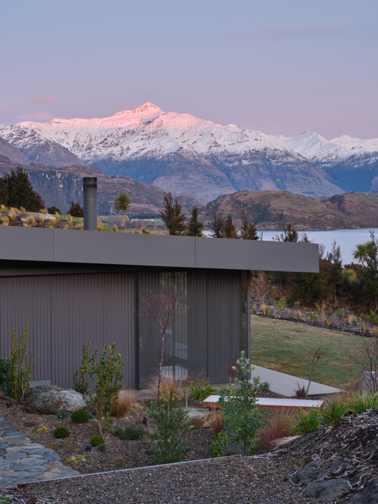 West Wanaka Road Roys Peninsula Wanaka New Zealand Image (2)
