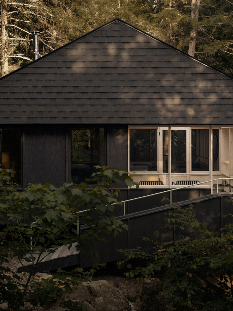 Smoke Lake By Anya Moryoussef Architect Project Feature The Local Project Image (10)