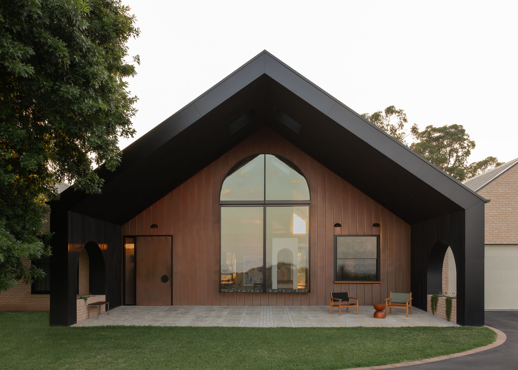 The Peach House By Loopea Design Studio Issue 18 Feature The Local Project Image (1)