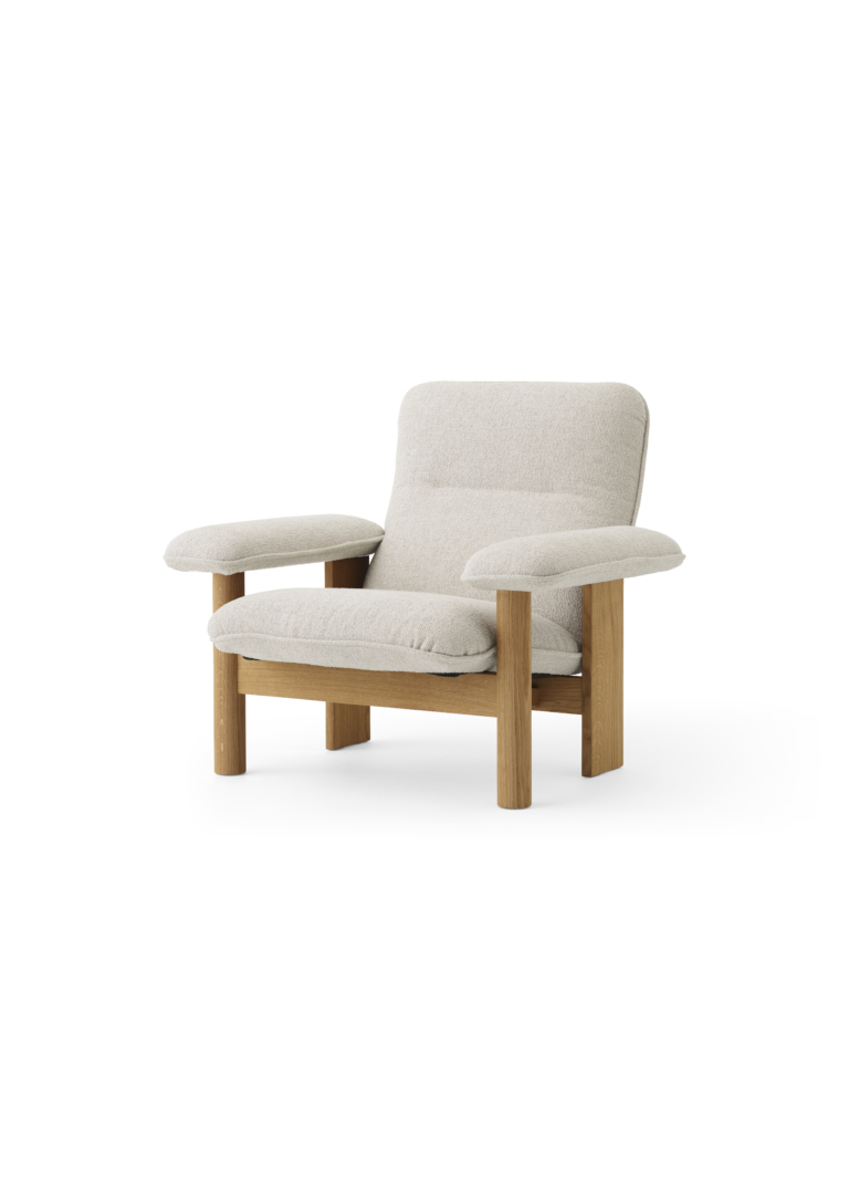 8050002 009a09zz Brasilia Lounge Chair Natural Oak Moss 011 Angle