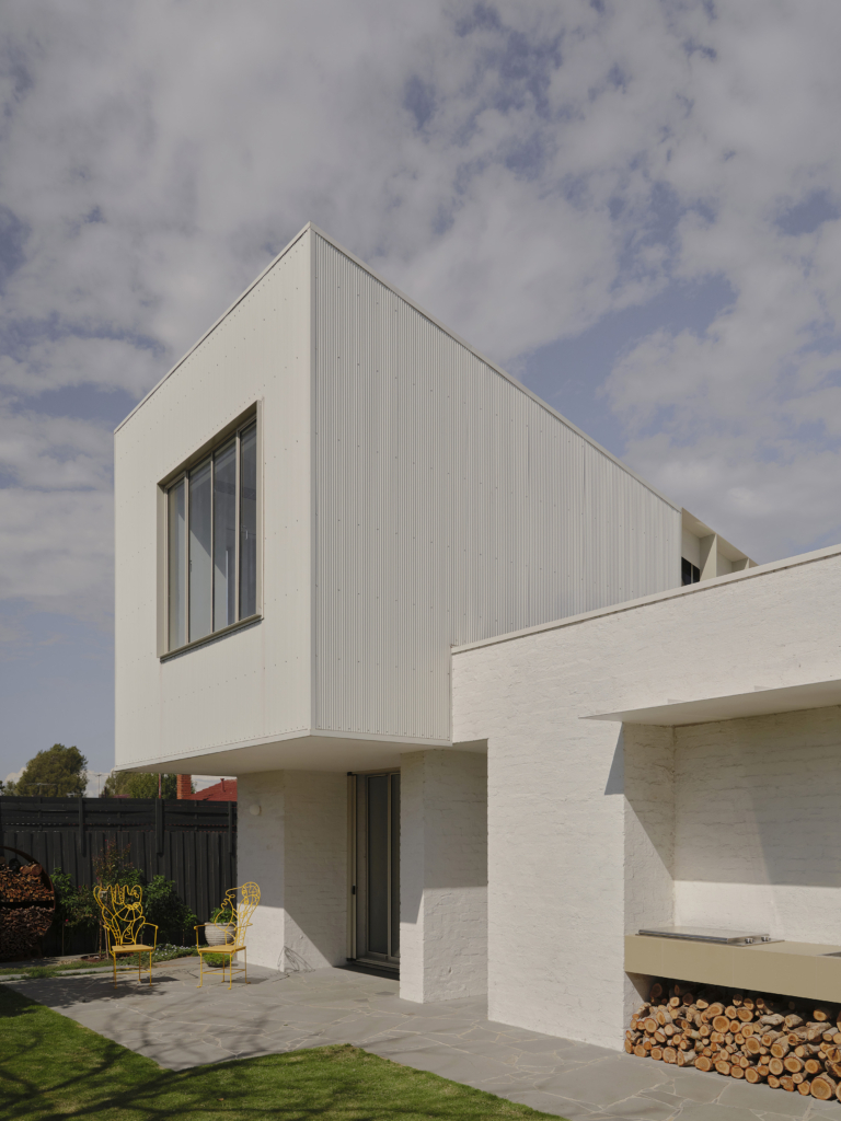 Pontious Ranch House by OWIU Design - The Local Project