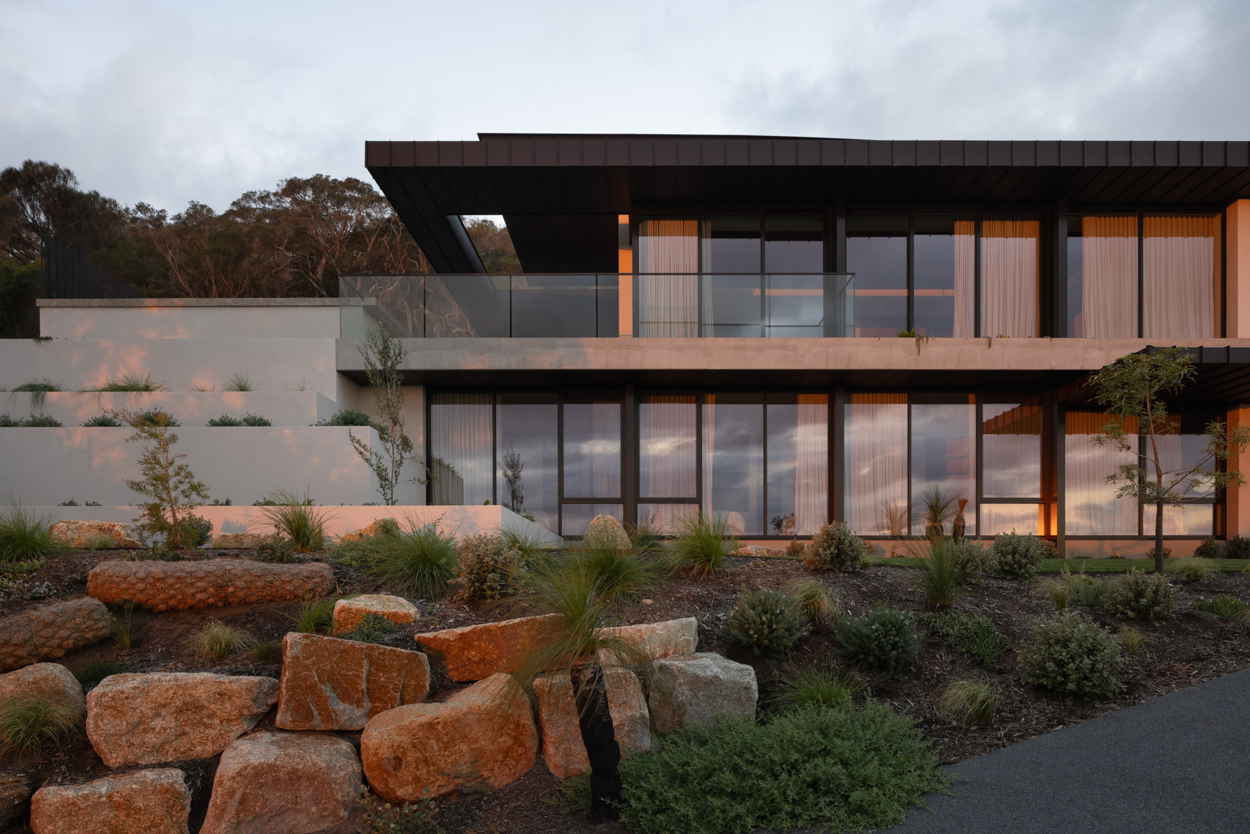 Cape Schanck House By Mckimm The Local Project Image (39)