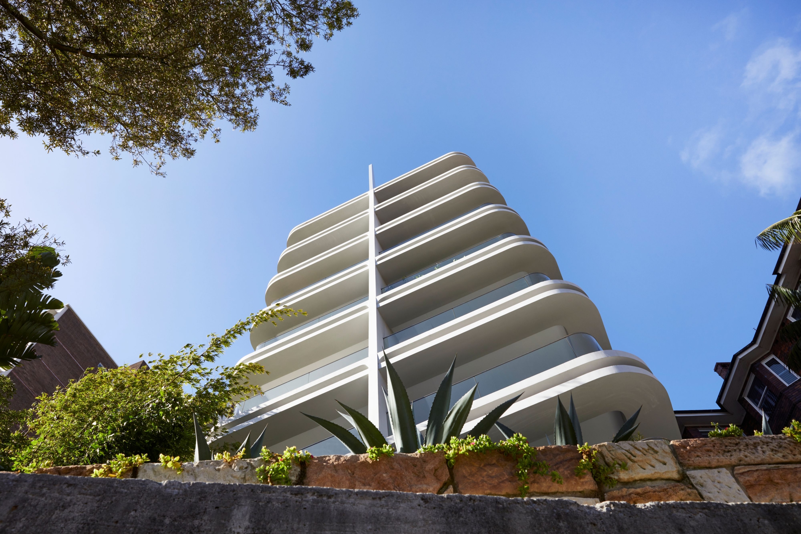 Pointe Living By Luigi Rosselli Architects And Atelier Alwill Image (1)