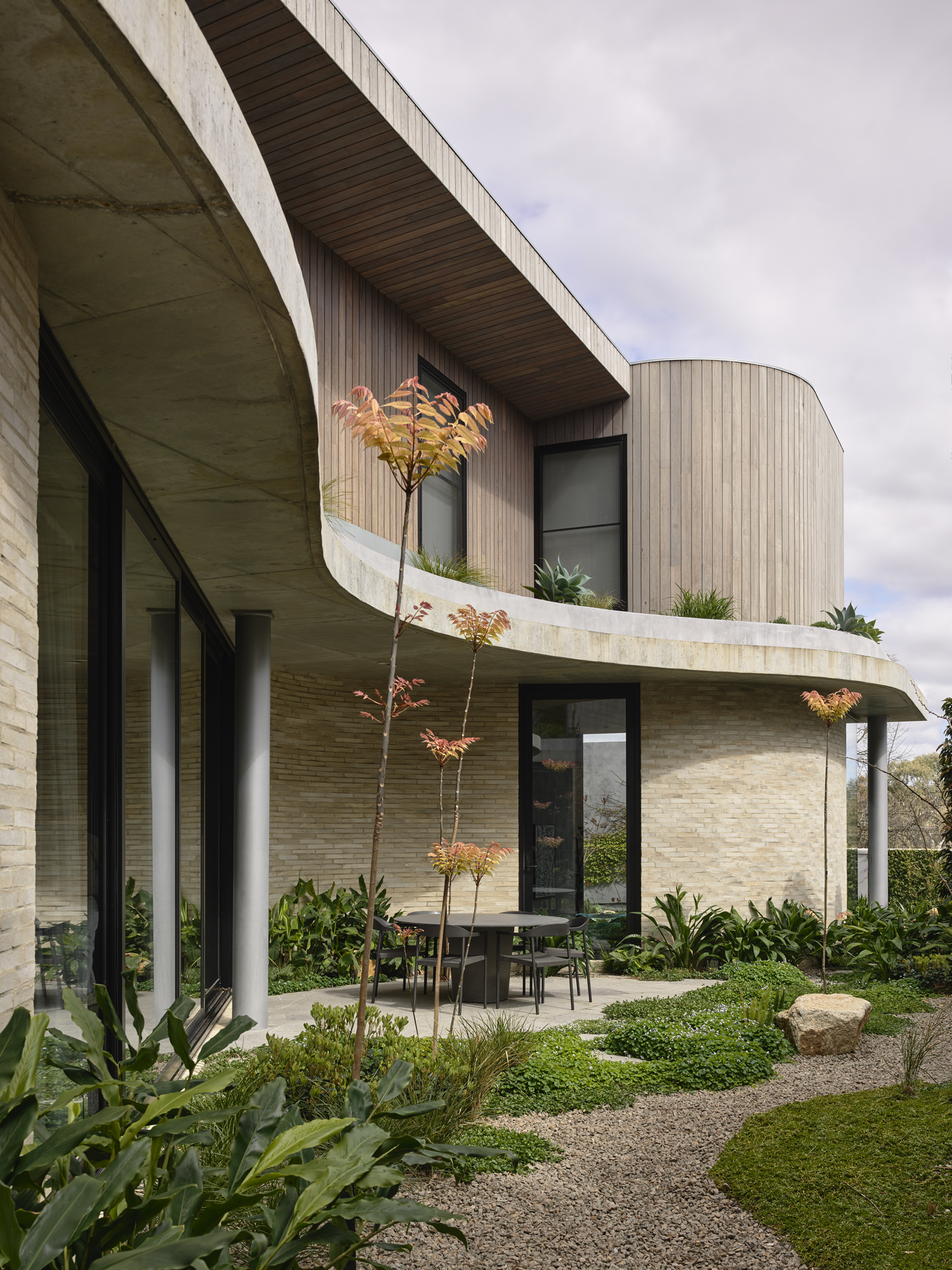 Contour House By Zen Architects The Local Project Image (4)