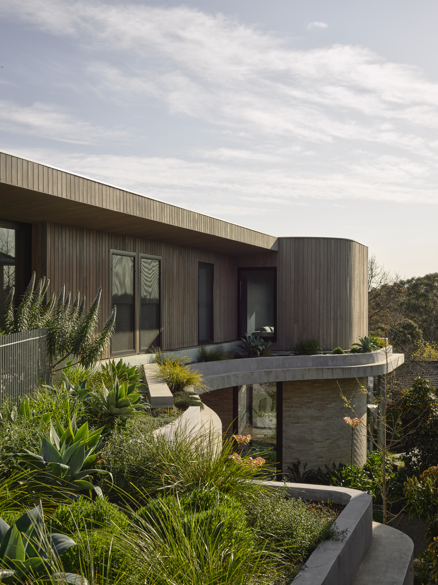 Contour House By Zen Architects The Local Project Image (14)