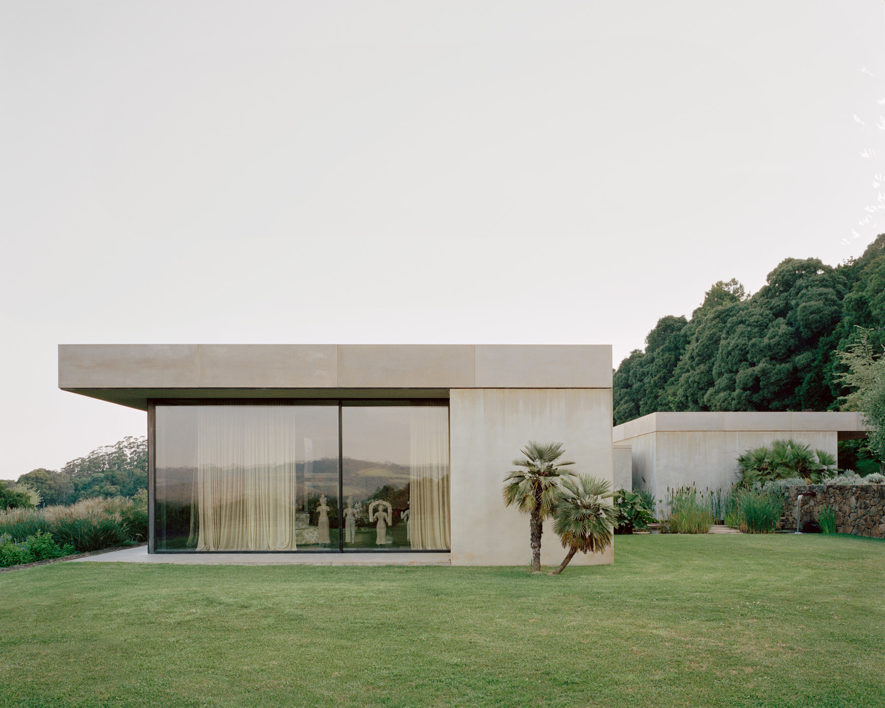 Paloma By Fearon Hay Issue 19 Feature The Local Project Image (1)
