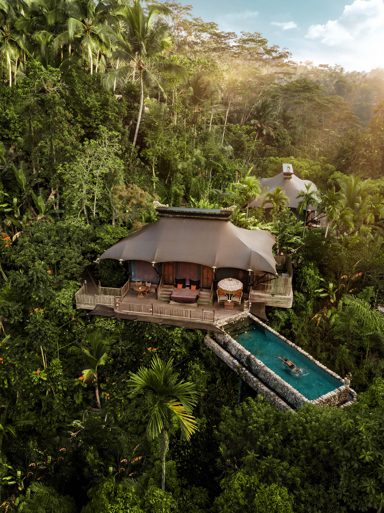 Capella Fari Islands