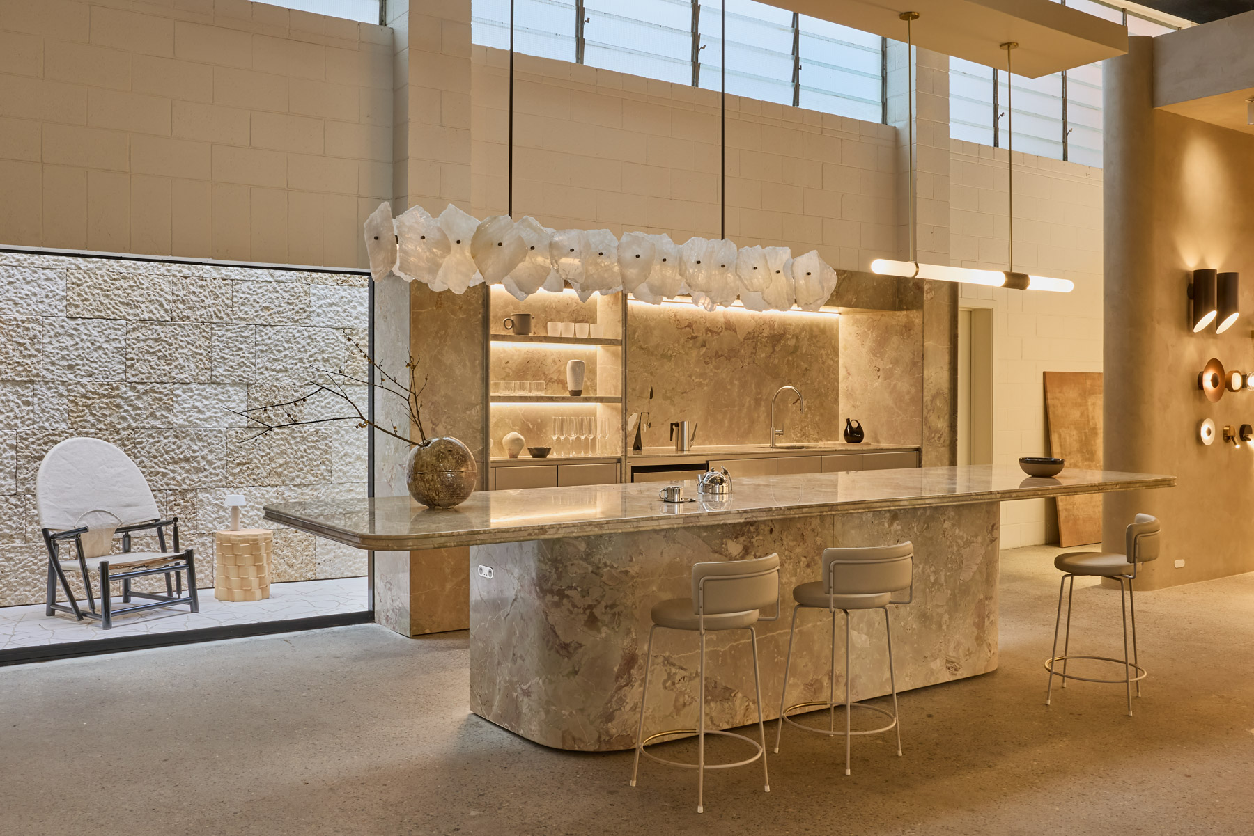 Est Lighting And Surface Gallery Brisbane Showroom By Dko Issue 19 Feature The Local Project Image (12)