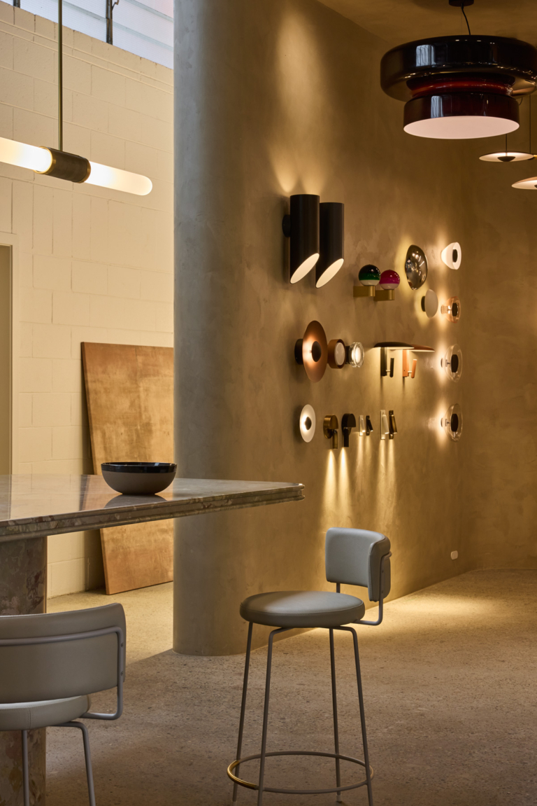 Est Lighting And Surface Gallery Brisbane Showroom By Dko Issue 19 Feature The Local Project Image (14)