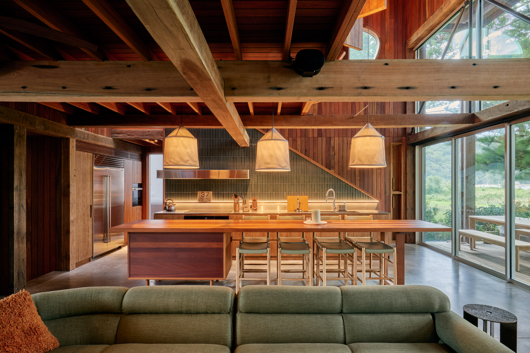 Patonga House By Casey Brown Architecture The Local Project Image (1)