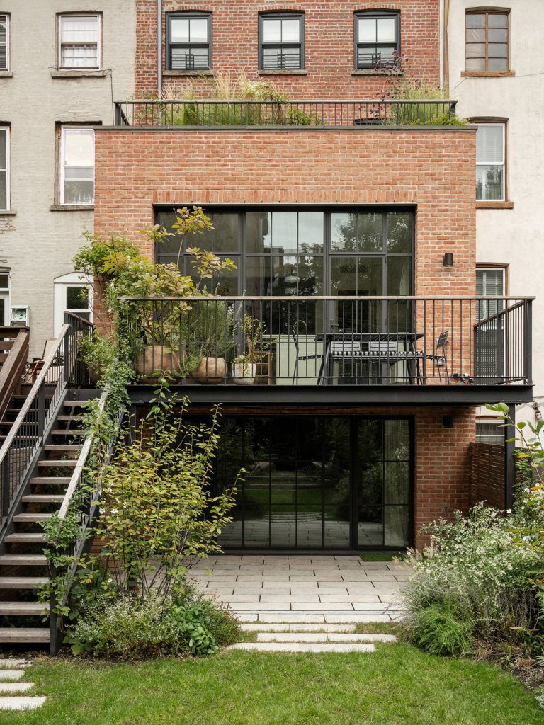 Clinton Hill Townhouse By Bangia Agostinho Project Feature The Local Project Image (1)