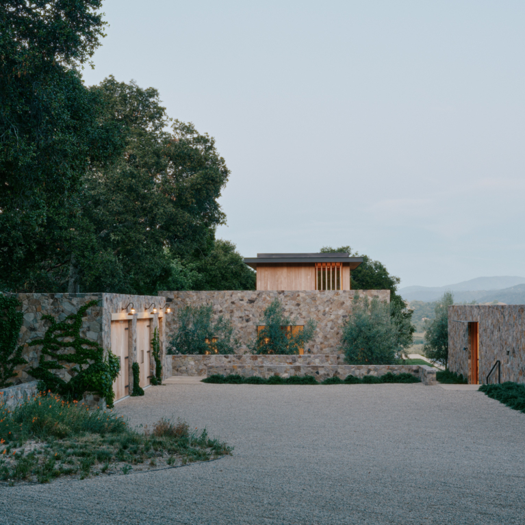 Stone Villa By Feldman Architecture Issue 20 Feature The Local Project Image (1)