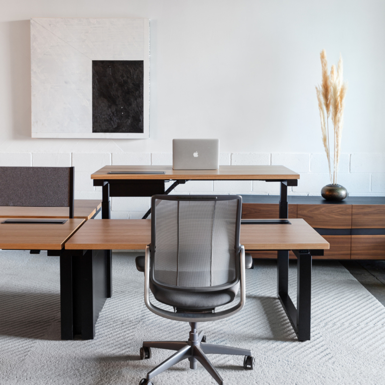 +red Hook Showroom Rise 640 4x5