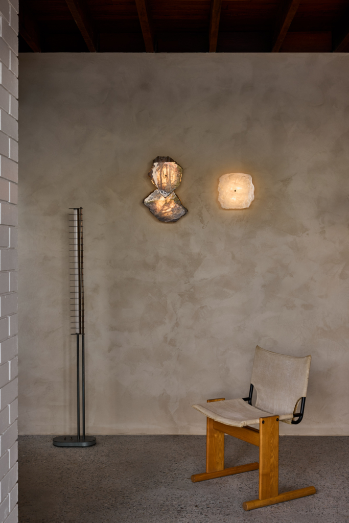 Est Lighting And Surface Gallery Brisbane Showroom By Dko Issue 19 Feature The Local Project Image (3)
