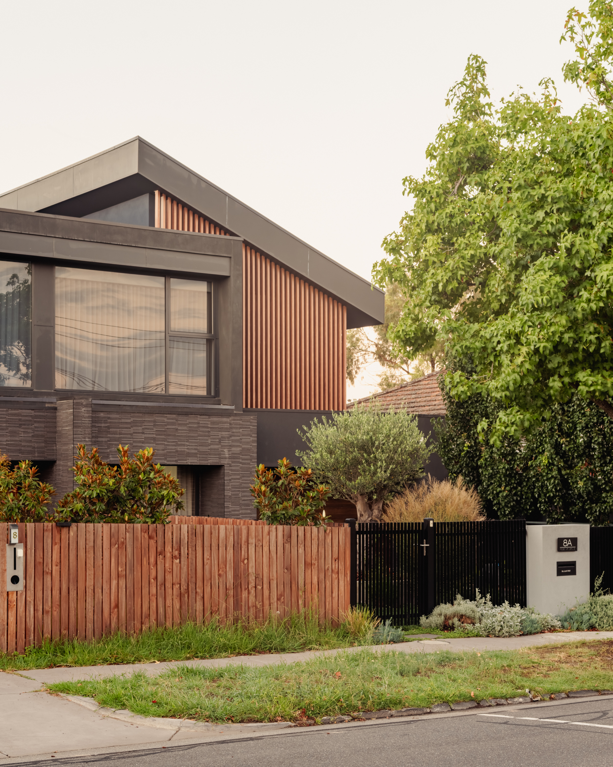 8a Rosemary Grove Glen Iris, Vic 3146 Image (23)