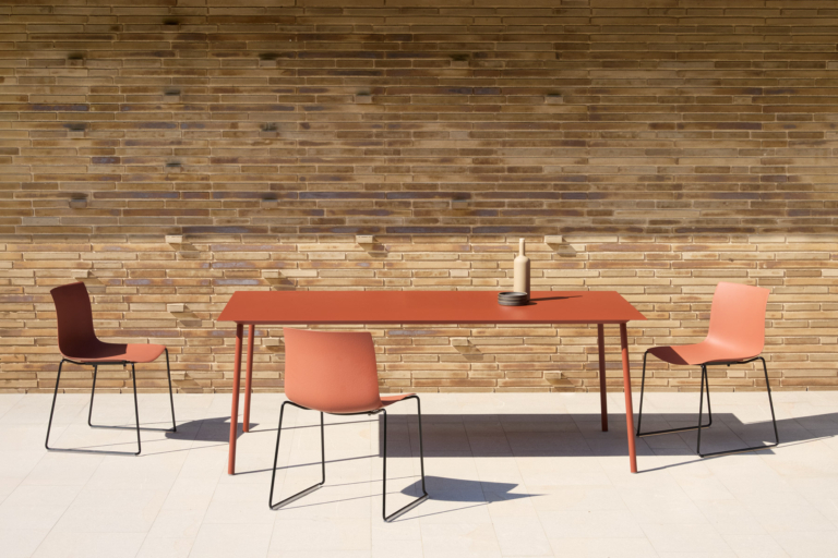 Arper Expands Its Outdoor Offering Issue 20 Feature The Local Project Image (5)
