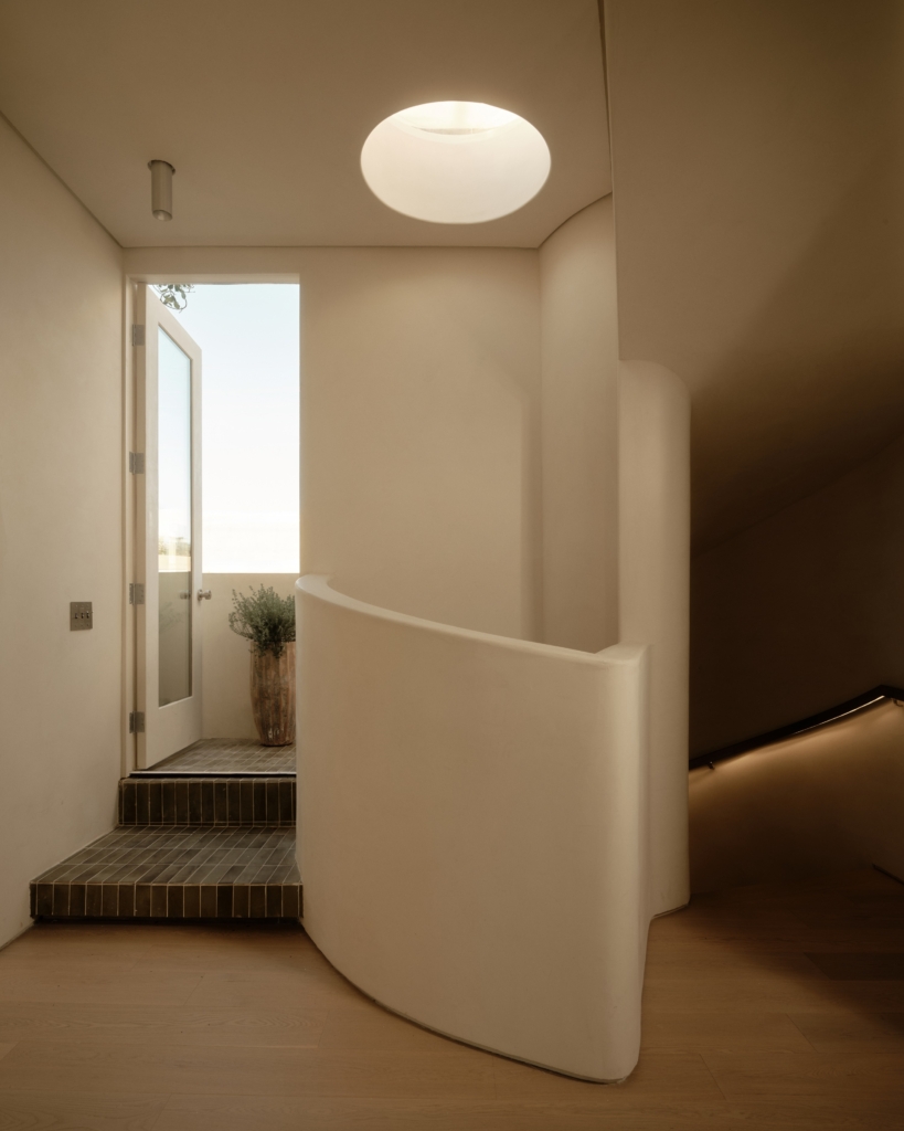 8164 Waring Avenue Los Angeles California 90046 Image (13)