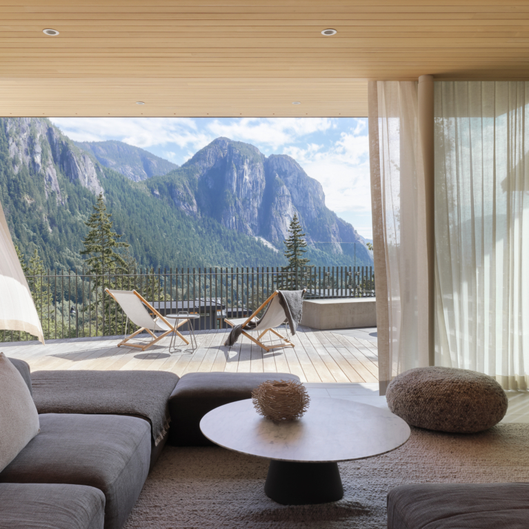 38574 High Creek Drive Squamish, British Columbia, Canada Image (2)